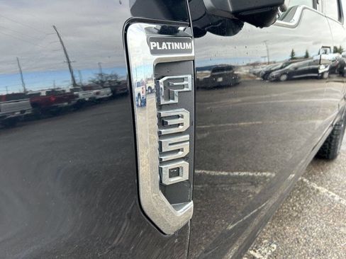 Used 2021 Ford F350 Platinum image 12