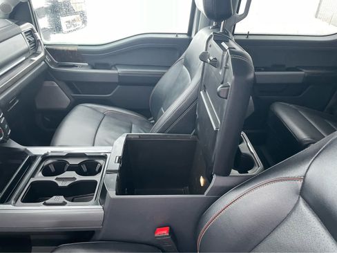 Used 2023 Ford F250 Lariat w/ Chrome Package image 34