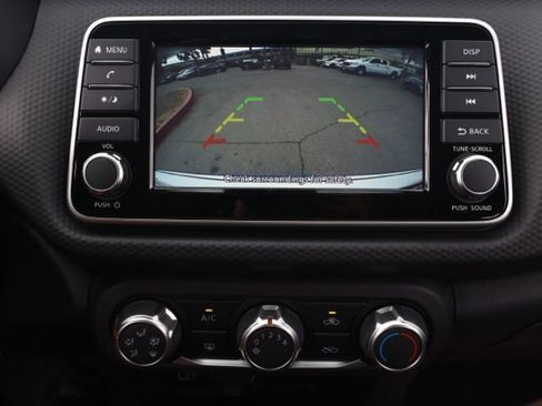 New 2025 Nissan Kicks Play S image 29