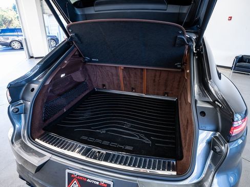 Used 2023 Porsche Cayenne GTS image 62