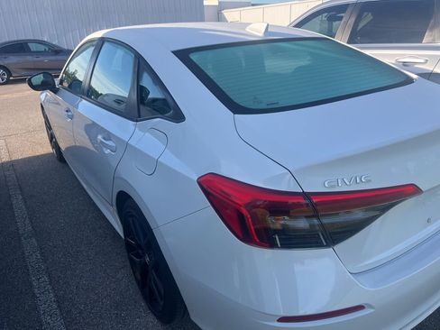 Used 2024 Honda Civic Sport image 5