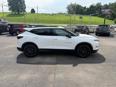 Used 2023 Chevrolet Blazer LT w/ Convenience Package FWD image 6