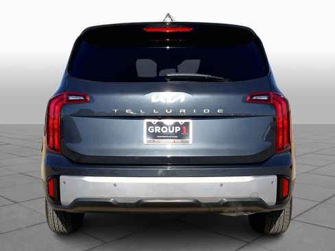 Used 2023 Kia Telluride LX image 8