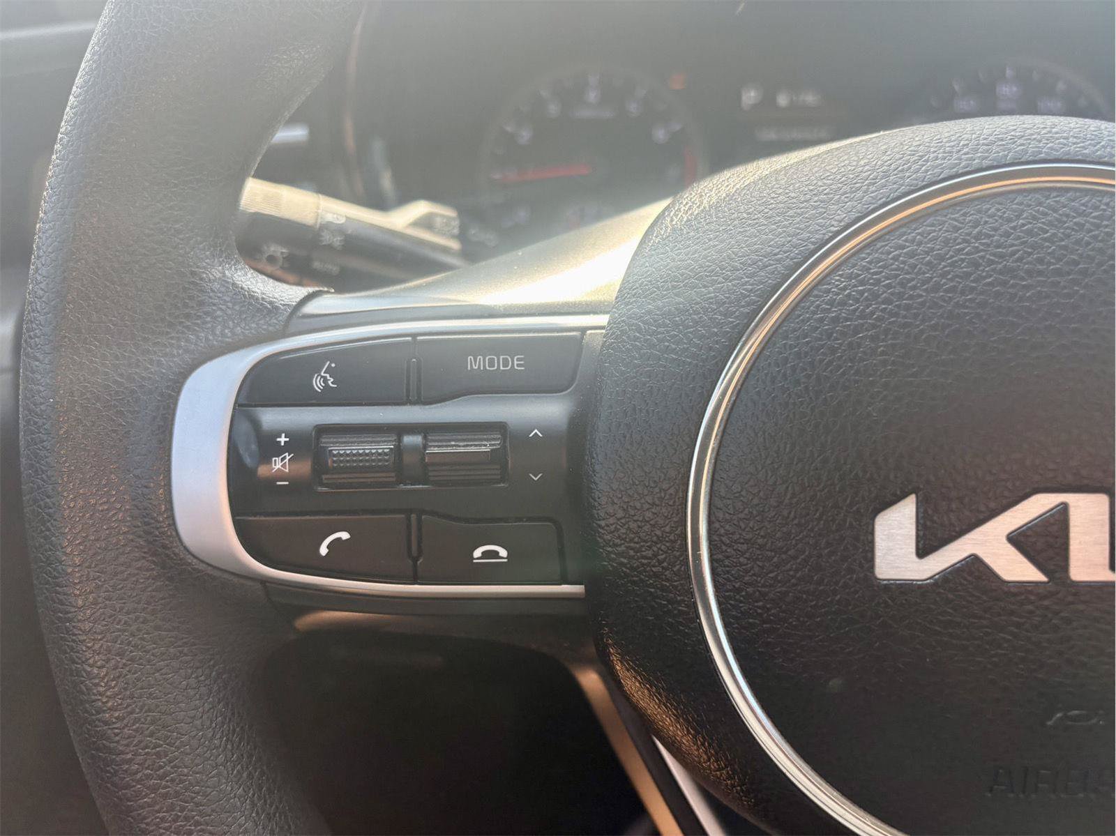 Used 2023 Kia K5 LXS FWD image 18