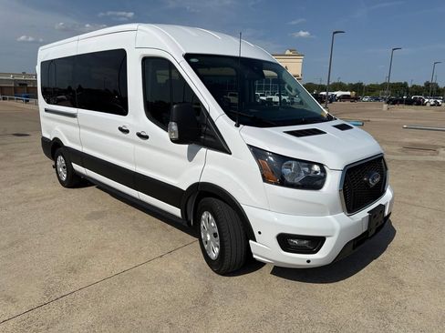 Used 2025 Ford Transit 350 XLT RWD image 18