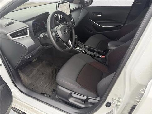 Used 2025 Toyota Corolla SE FWD image 9