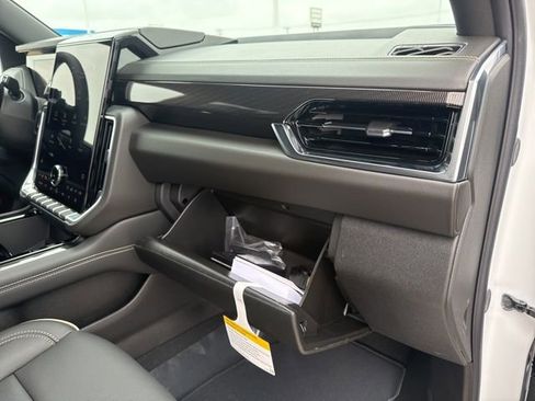 New 2026 GMC Yukon XL Elevation AWD/4WD image 62