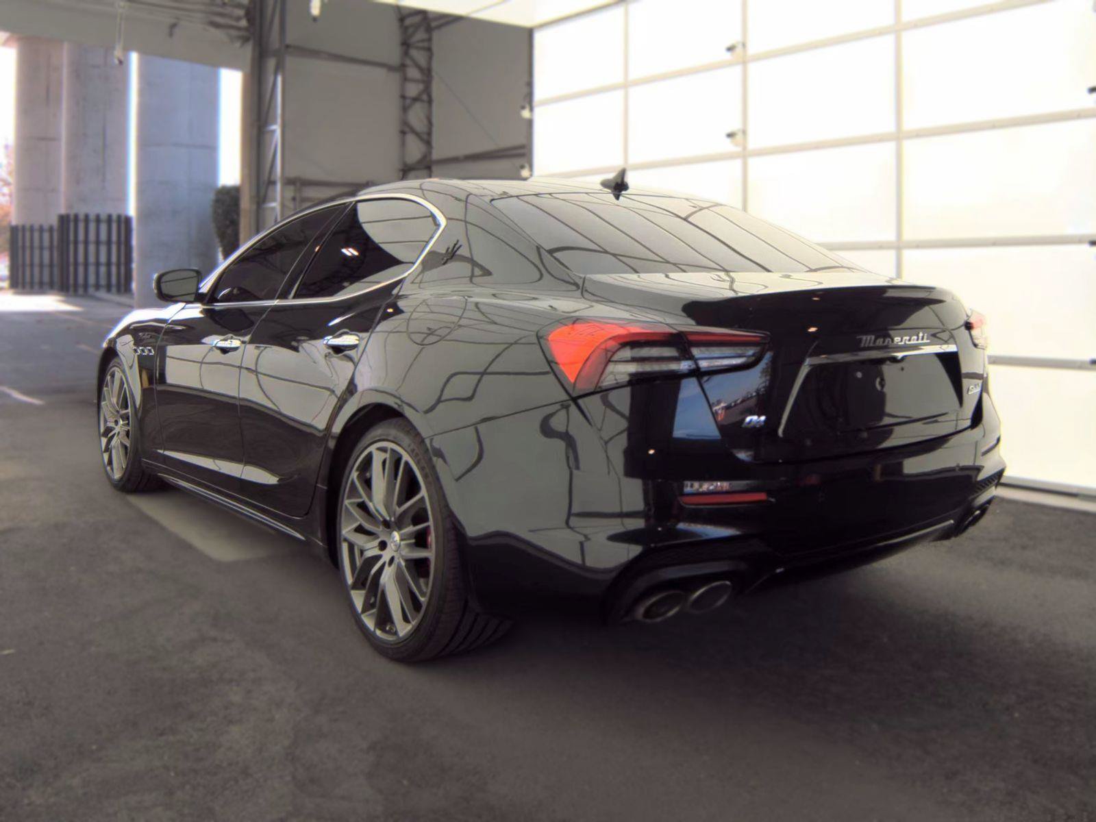 Used 2022 Maserati Ghibli Modena Q4 AWD/4WD image 4