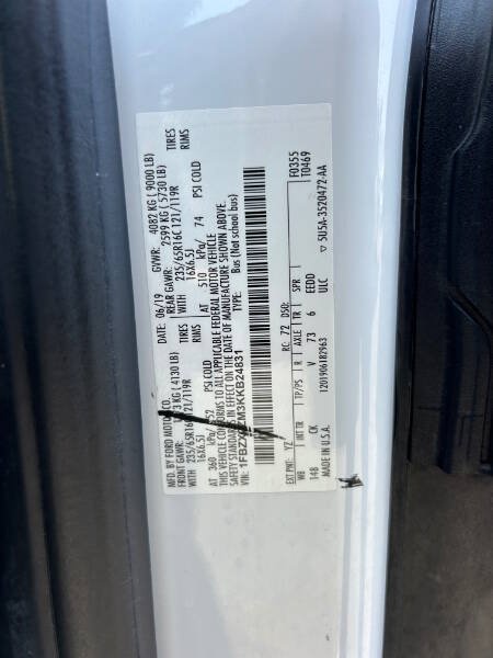 Used 2019 Ford Transit 350 XLT RWD image 18