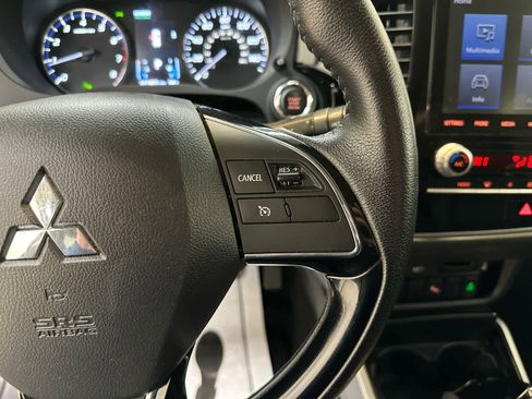 Used 2020 Mitsubishi Outlander SEL image 21