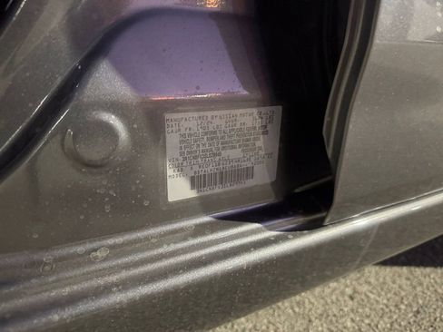 New 2025 Nissan Versa SR w/ Trunk Package image 38