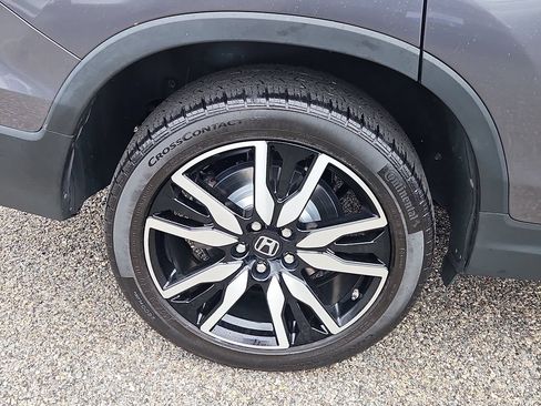 Certified 2019 Honda Pilot Touring image 9