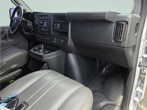 Used 2023 GMC Savana 2500 Extended w/ Driver Convenience Package RWD image 16