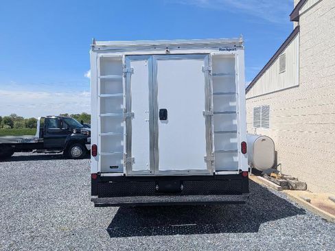 Used 2022 Chevrolet Express 3500 w/ Power Convenience Package RWD image 8