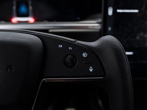 Used 2023 Tesla Model X Plaid image 20