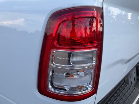 Used 2022 RAM 2500 Tradesman w/ Chrome Appearance Group AWD/4WD image 28