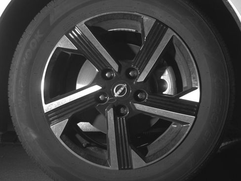 Used 2025 Nissan Sentra SV image 13