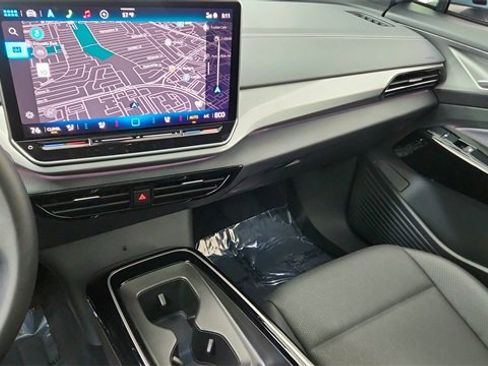 Used 2025 Volkswagen ID.4 Pro S Plus image 41