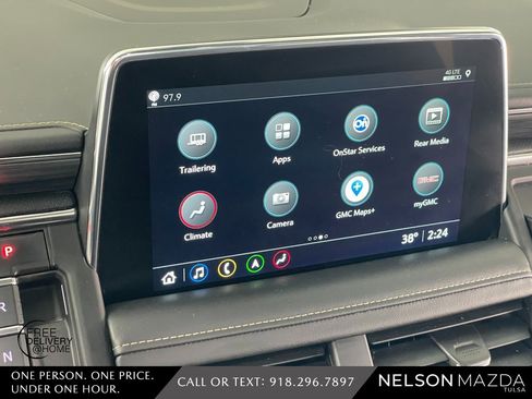 Used 2021 GMC Yukon SLT w/ SLT Premium Package image 34