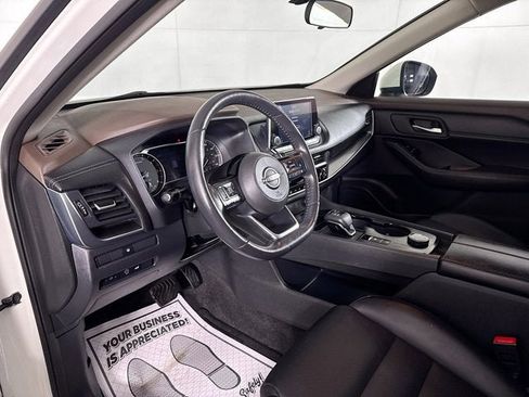 Certified 2023 Nissan Rogue SV w/ SV Premium B Package image 9