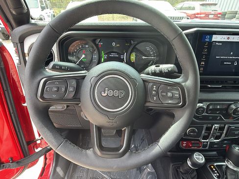 Used 2025 Jeep Wrangler Unlimited Sport S 4xe AWD/4WD image 26