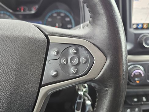Used 2020 Chevrolet Colorado Z71 AWD/4WD image 24