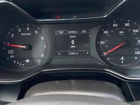 Used 2021 Chevrolet TrailBlazer LT FWD image 17