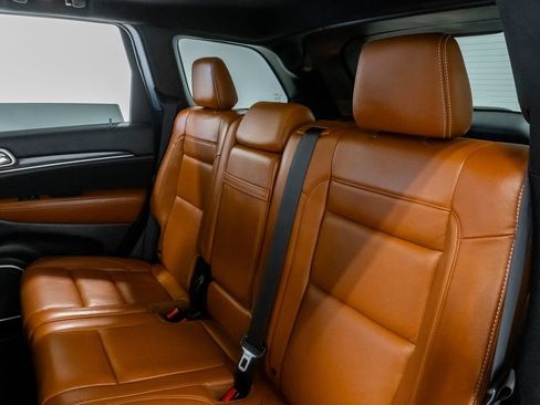 Used 2014 Jeep Grand Cherokee SRT AWD/4WD image 26