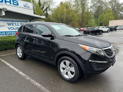 Used 2011 Kia Sportage LX w/ Convenience Pkg image 3