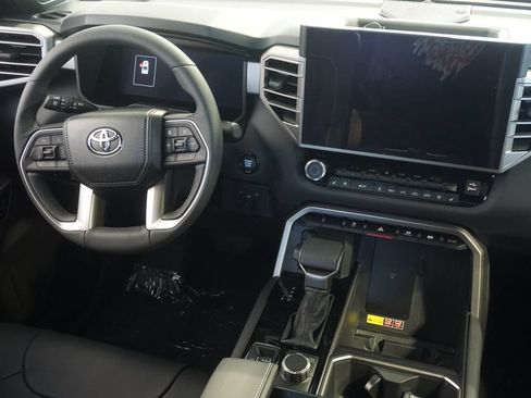 New 2026 Toyota Tundra Limited AWD/4WD image 30
