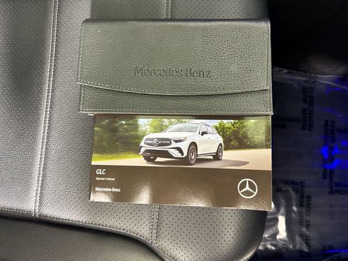 Used 2023 Mercedes-Benz GLC 300 w/ Exclusive Trim Package image 43