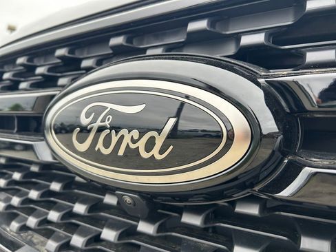 New 2026 Ford Ranger Lariat w/ Black Appearance Package AWD/4WD image 35