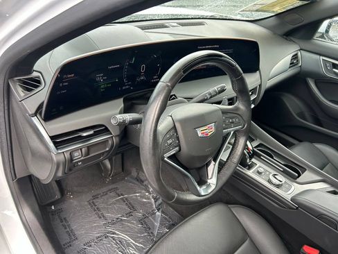 Used 2025 Cadillac CT5 Premium Luxury RWD image 24