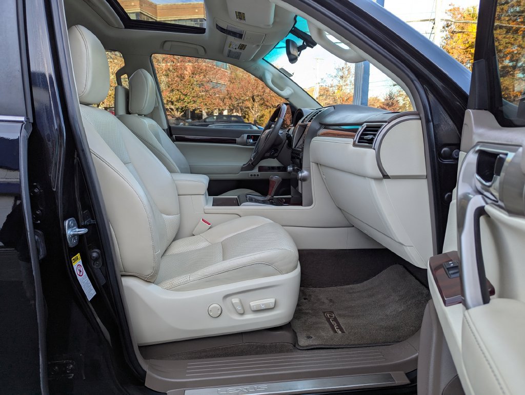 Used 2011 Lexus GX 460 AWD/4WD image 34