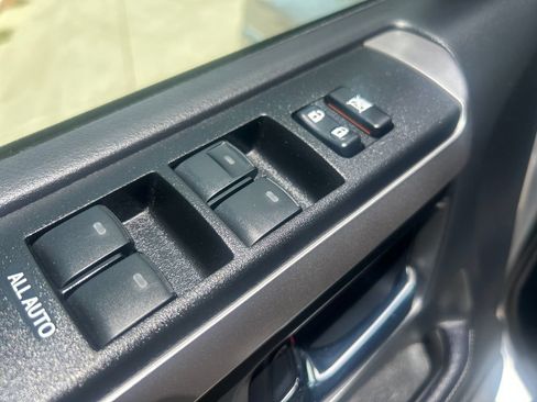 Certified 2024 Toyota 4Runner SR5 AWD/4WD image 12