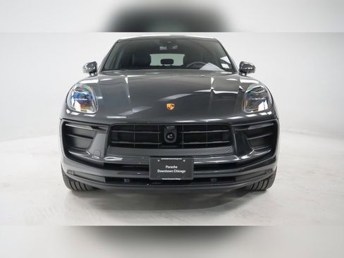Used 2025 Porsche Macan image 6