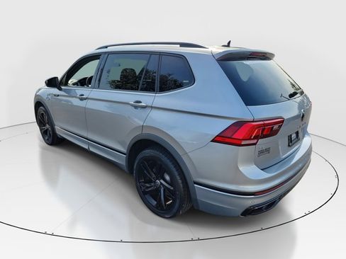 Certified 2023 Volkswagen Tiguan SE R-Line image 35