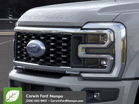 New 2026 Ford F450 Platinum w/ FX4 Off-Road Package image 17