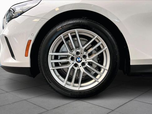 Used 2024 BMW 530i 530i w/ Premium Package image 11
