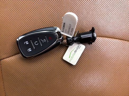 Used 2020 Chevrolet Equinox Premier AWD/4WD image 33