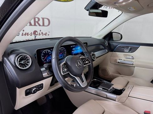 Used 2020 Mercedes-Benz GLB 250 image 11