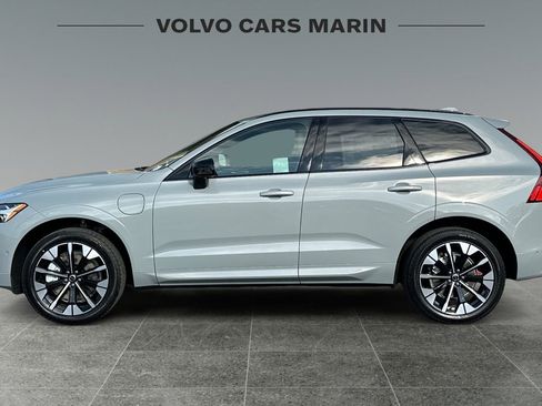 New 2026 Volvo XC60 T8 Plus w/ Climate Package image 5