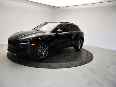 New 2026 Porsche Macan AWD/4WD image 1