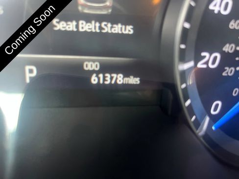 Used 2021 Toyota Highlander XLE AWD/4WD image 16