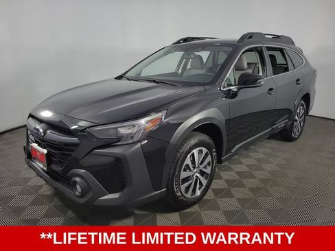 Used 2023 Subaru Outback Premium AWD/4WD image 3