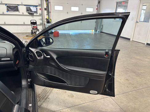 Used 2004 Pontiac GTO image 28