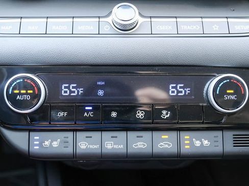 New 2026 Hyundai Elantra Limited FWD image 21
