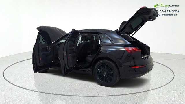 Used 2024 Audi Q8 e-tron Premium AWD/4WD image 15
