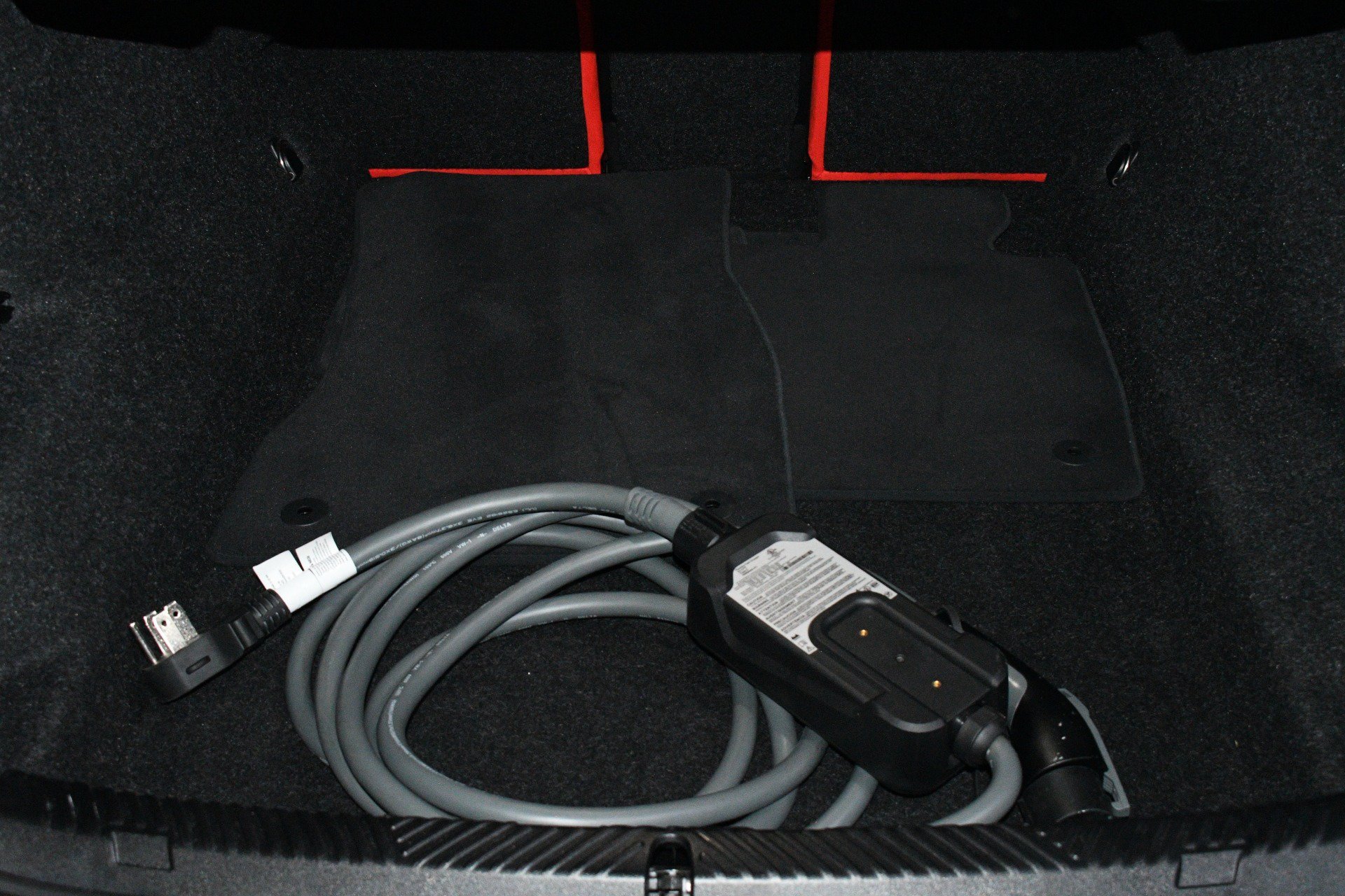 Used 2025 BMW M5 w/ Carbon Package AWD/4WD image 95