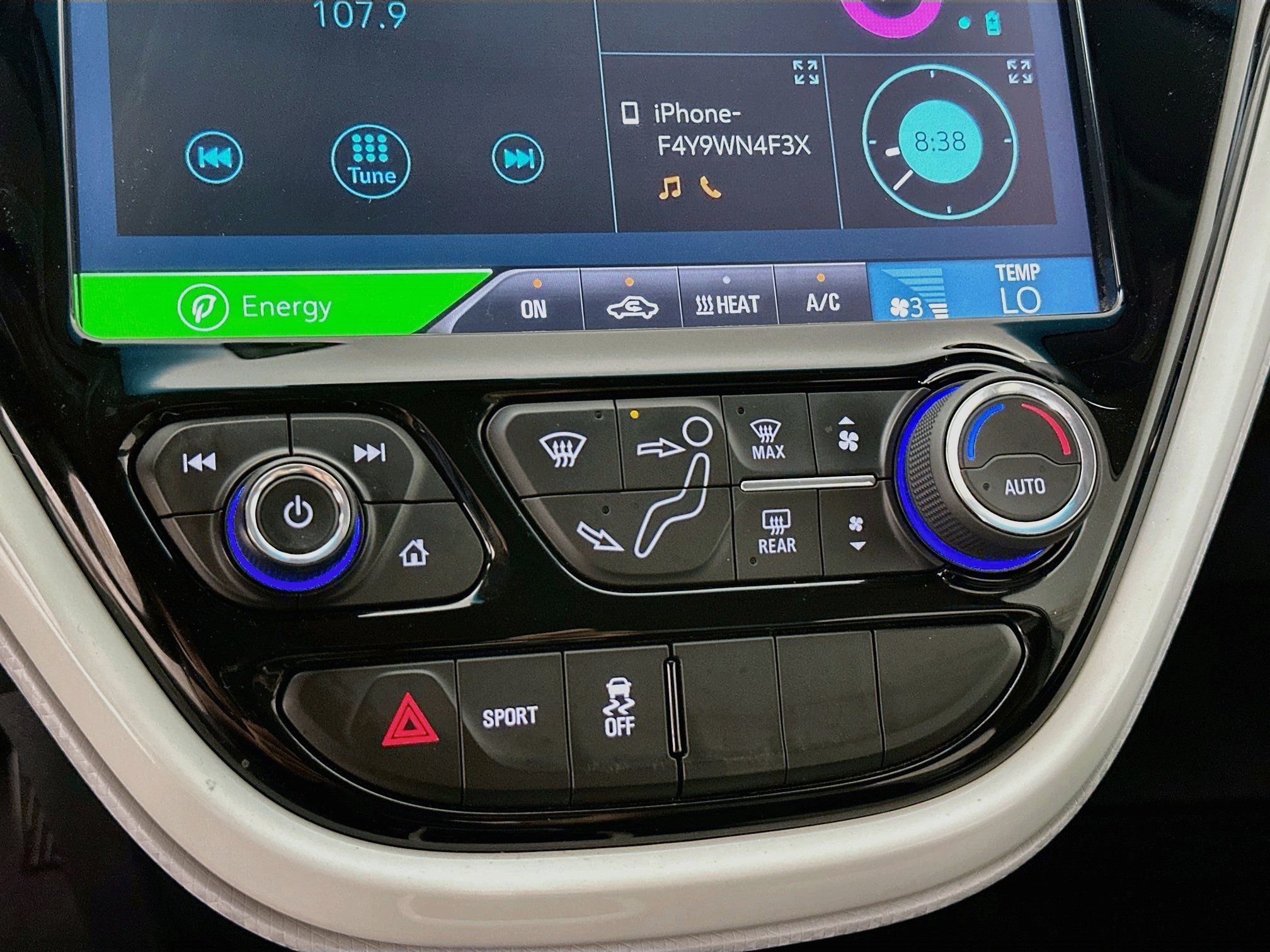 Used 2020 Chevrolet Bolt LT FWD image 22